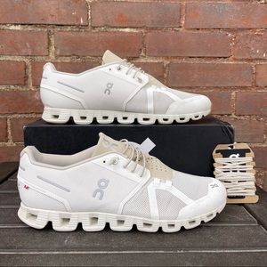 On Cloud Running Shoe - White | Sand - 11